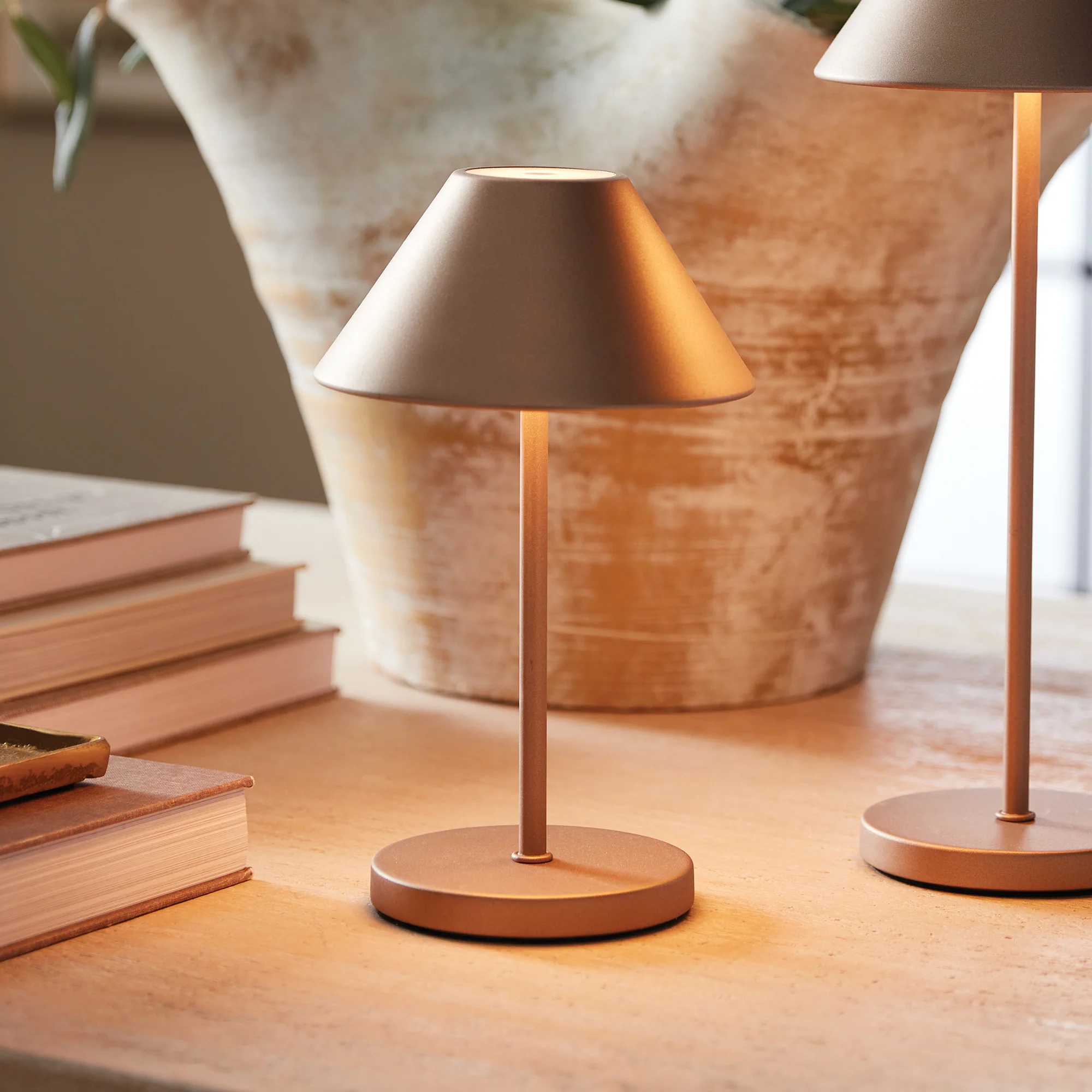 ALLUNA CORDLESS LED LAMP 10" - Image 2