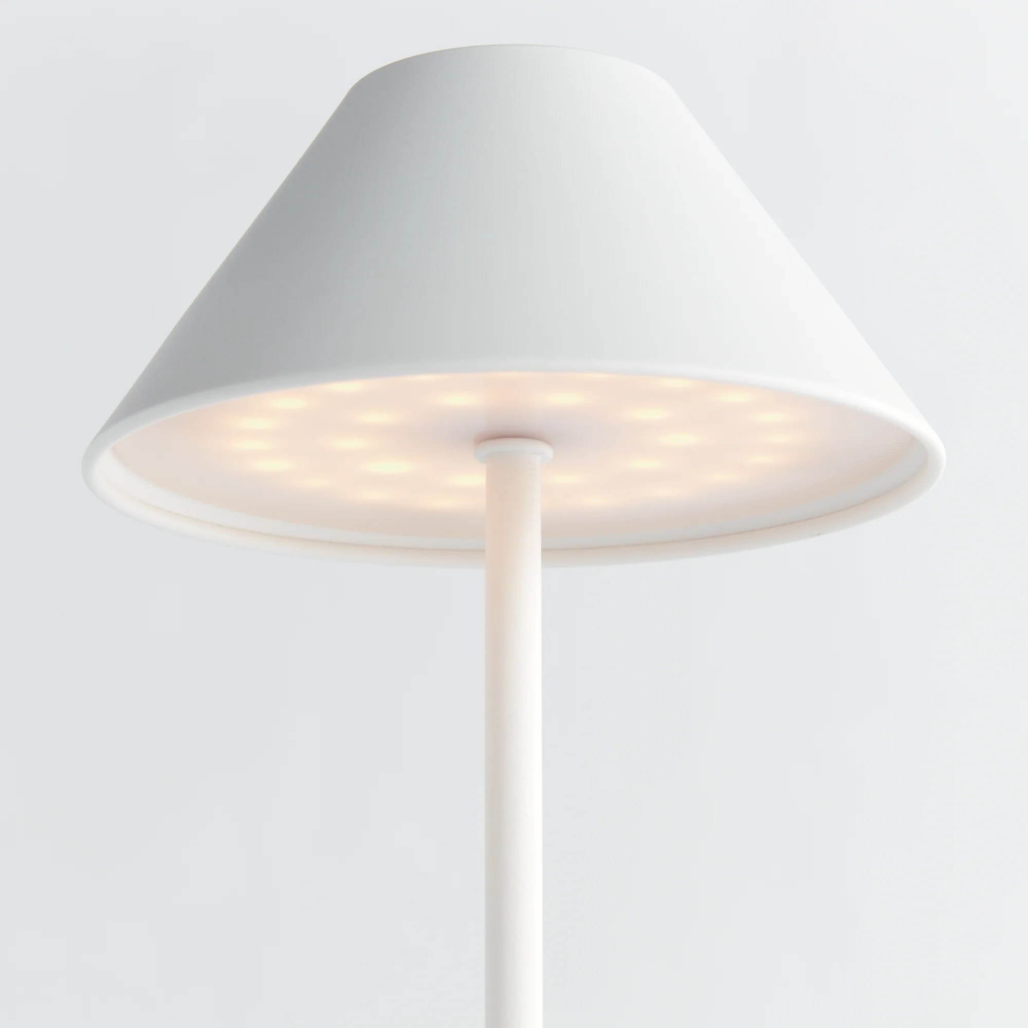 ALLUNA CORDLESS LED LAMP 14" - Image 6