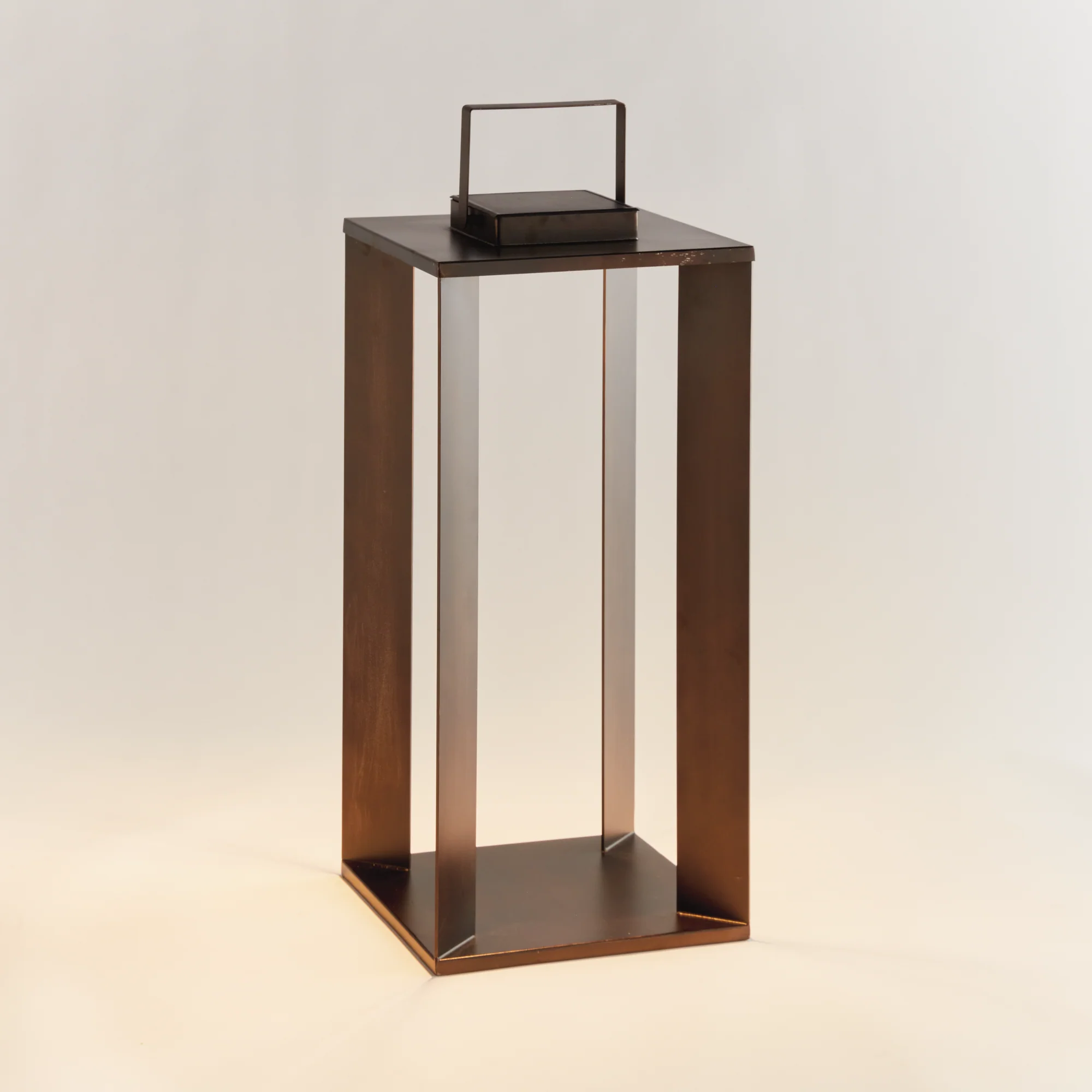 HANLEY SOLAR LED LANTERN 24"
